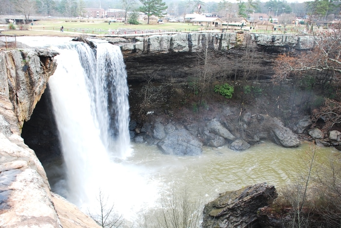 Noccalula Falls Park-waterfall-Gadsden, Alabama-Etowah County